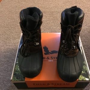 Men’s waterproof boots Totes size 9